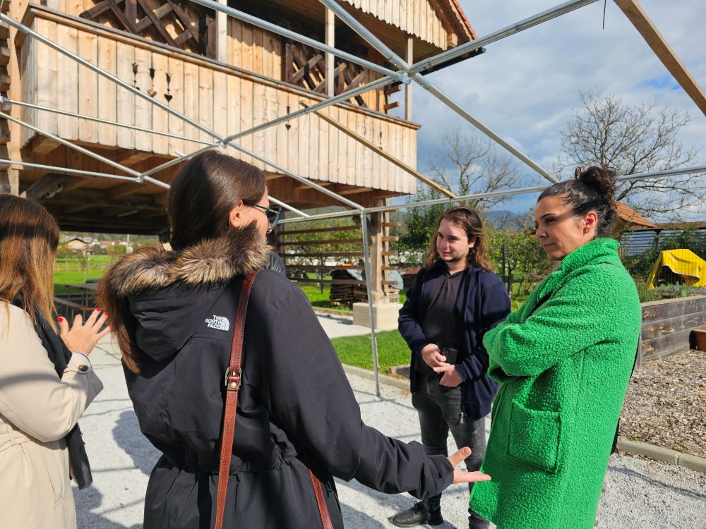 2025 10 16 PP studijski obisk Dol pri Ljubljani pogovor obcina 1000px